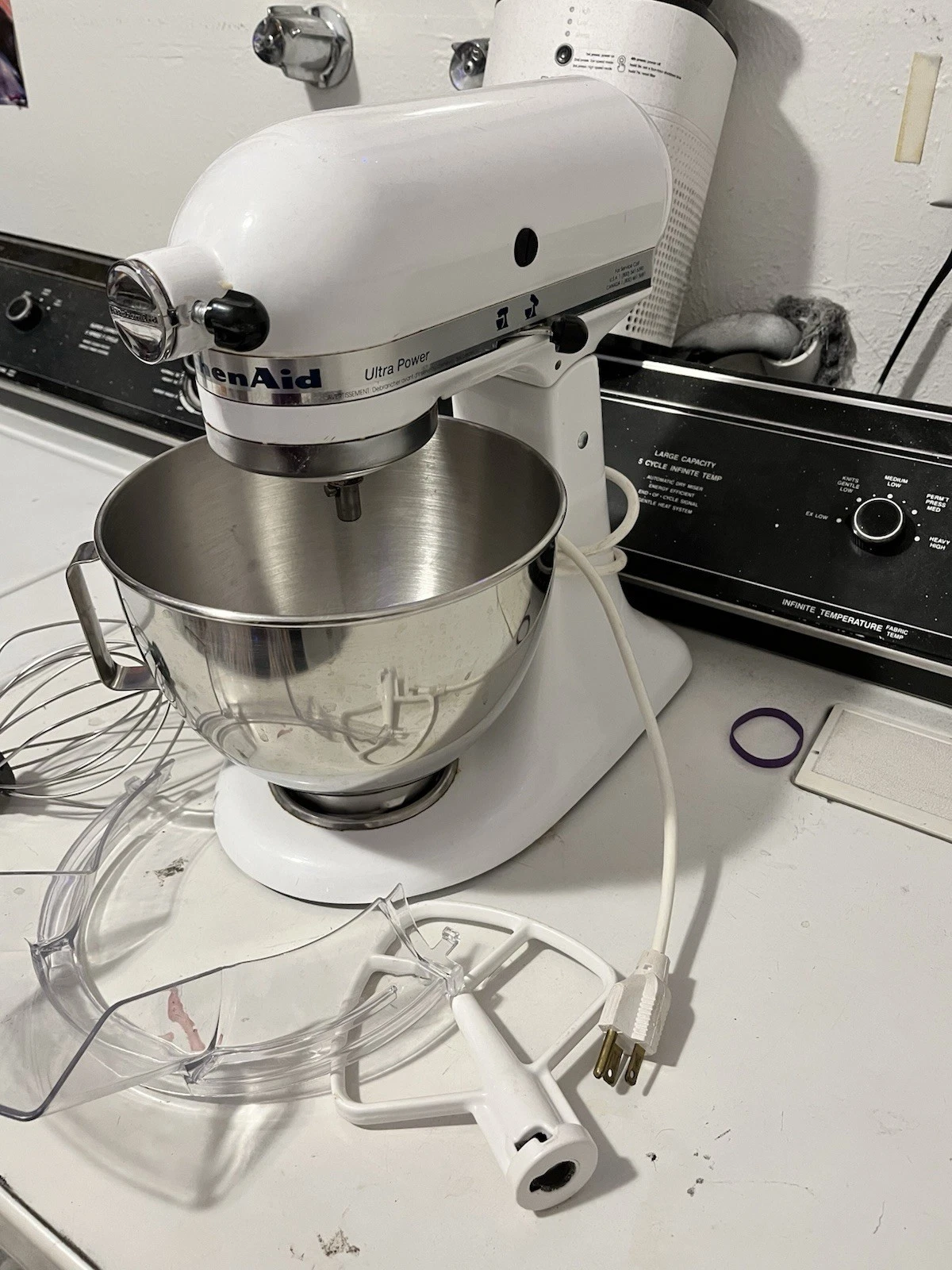 KitchenAid Stand Mixer Ultra Power 300-Watt 10-Speed Tested w Bowl & Attachments
Opens in a new wind