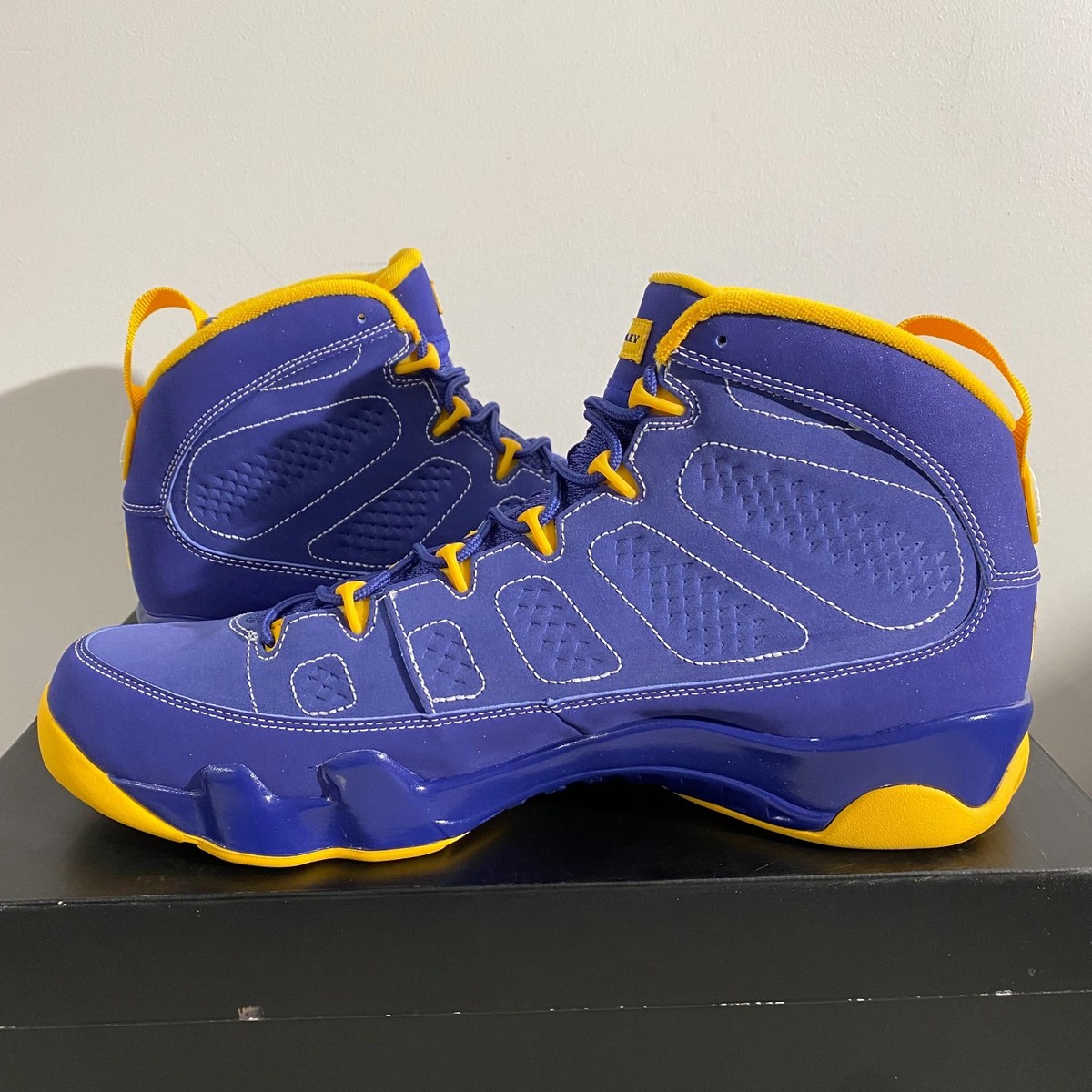靴 NIKE AIR JORDAN 9 RETRO \