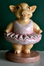 *** BAIRSTOW MANOR POTTERY Pigs Of Piglet Manor BALLERINA 37/1000 Mint ***