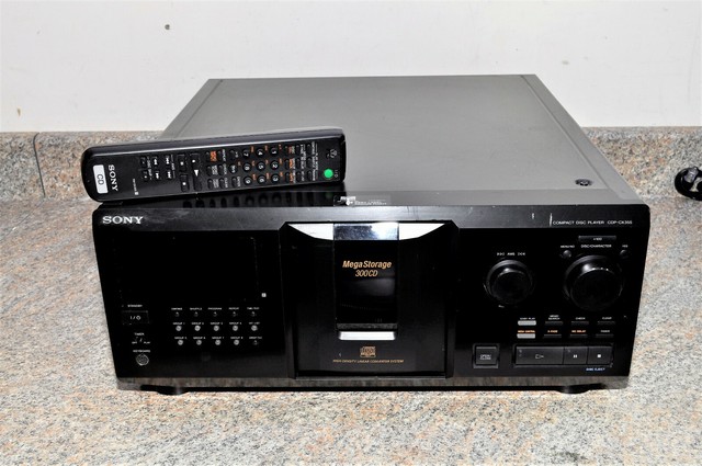 Sony CDP-CX355 300 Disc CD Player with remote,keyboard,cables and