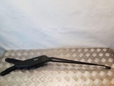 NISSAN ALMERA TINO V10 Scheibenwischer vorne 2.20 Diesel 84kw 2002 25128109