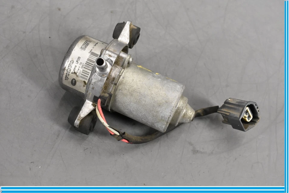 06-13 Conjunto de bomba de vacío de freno eléctrico Volvo C70 30793023 OEM Foto 3 de 4