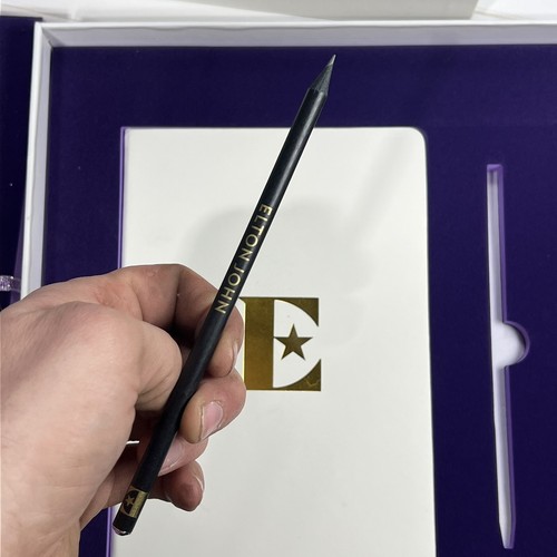 Elton John Farewell gelbe Ziegelstraße VIP Gold Tour Erinnerungsstücke Tasche & Geschenkbox - Bild 7 von 9