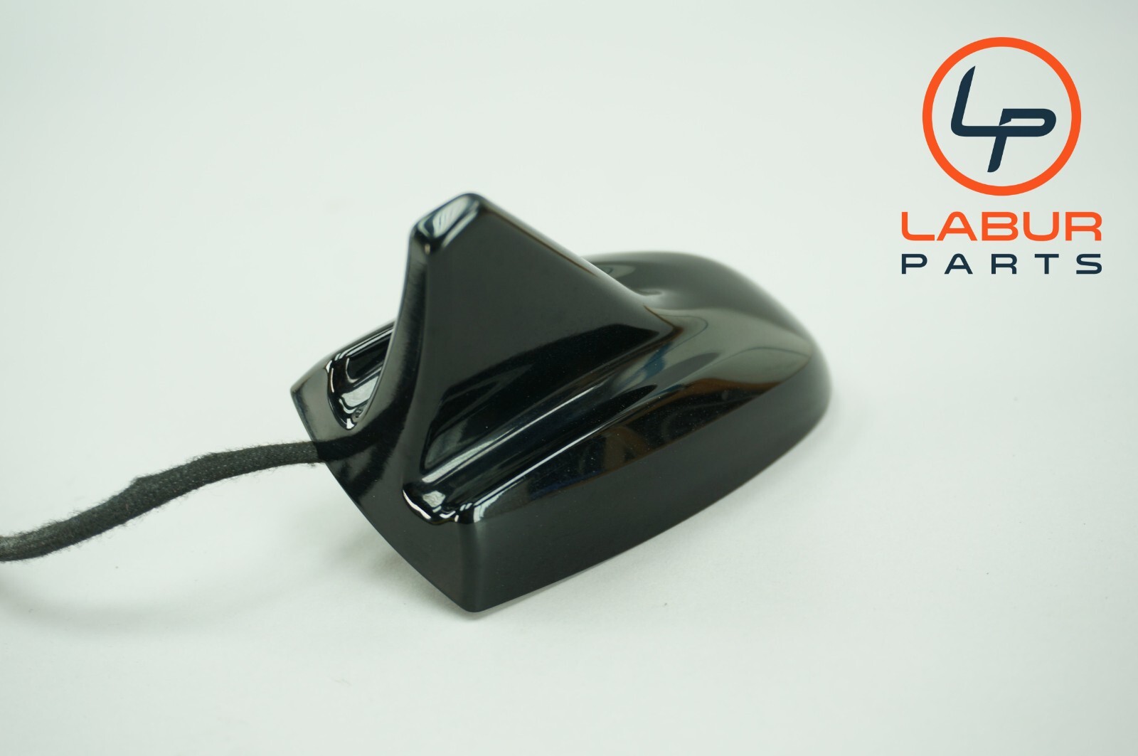 M157 14-17 Maserati Ghibli Rear Roof Shark Fin Radio Antenna Black B466