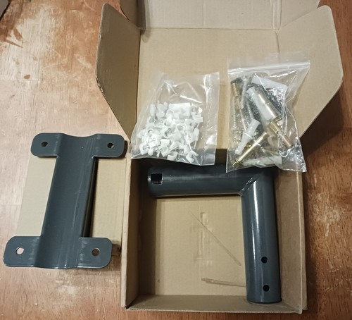 Short adjustable wall / pole mount bracket for Starlink V2 / Gen 2 receiver - Picture 3 of 8