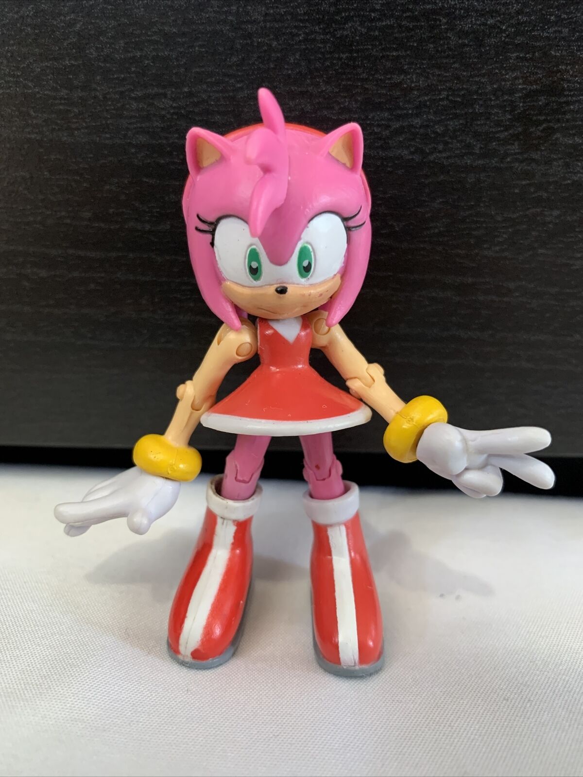 Amy Rose Sonic Figure