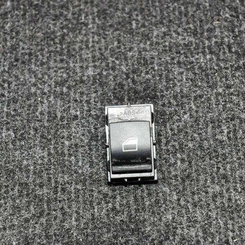 BMW 5 Touring F11 523i Türfensterschalter vorne rechts 9163527 LHD 2011