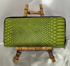 Beautiful Women's Lime Green Faux Snakeskin Textured Zip Around Wallet 