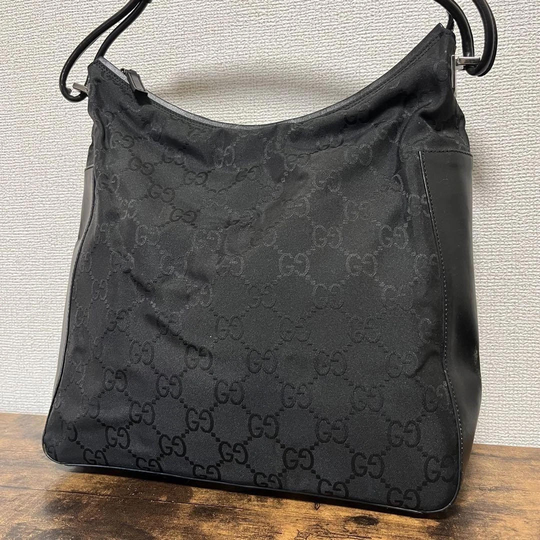 Sac à bandoulière populaire Gucci logo Gg Guccishima noir