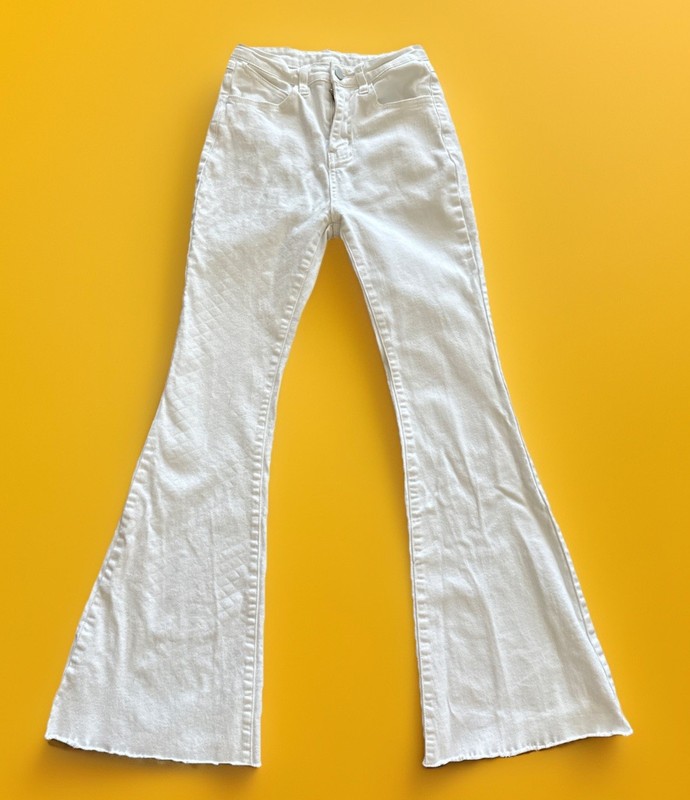 SHEIN Women’s White Denim Rough Hem Pants Size S