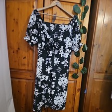 SHEIN Curve Black & beige floral sweetheart milkmaid dress Plus Size 1xl 18