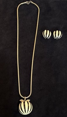 Eisenberg Vintage Apple Enamel Necklace & Earrings Set Gold Tone Black Cream