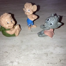 1993 Long John Silver's "Once Upon a Forest" Straw Hugger