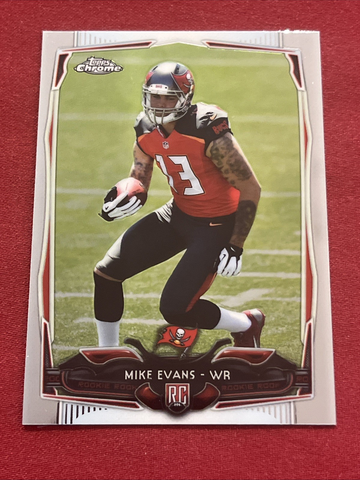 2014 Topps Chrome - Mike Evans #185 Ball in Right Arm (RC)