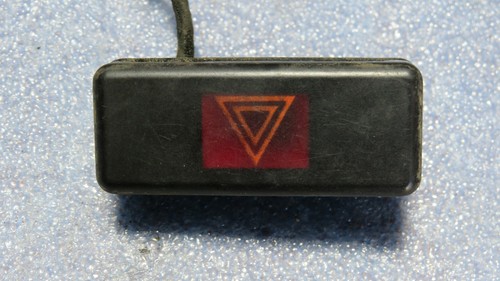 BMW 5er E39 7er E38 - Warnblinker Schalter / Hazard light switch 8350947