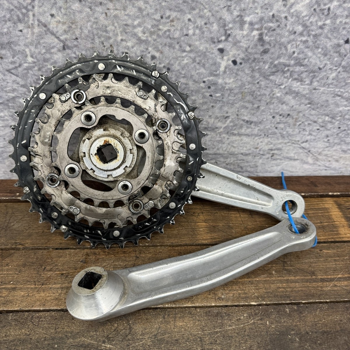 Vintage Shimano Deore LX FC-M569 Crankset 175mm Triple MTB Square