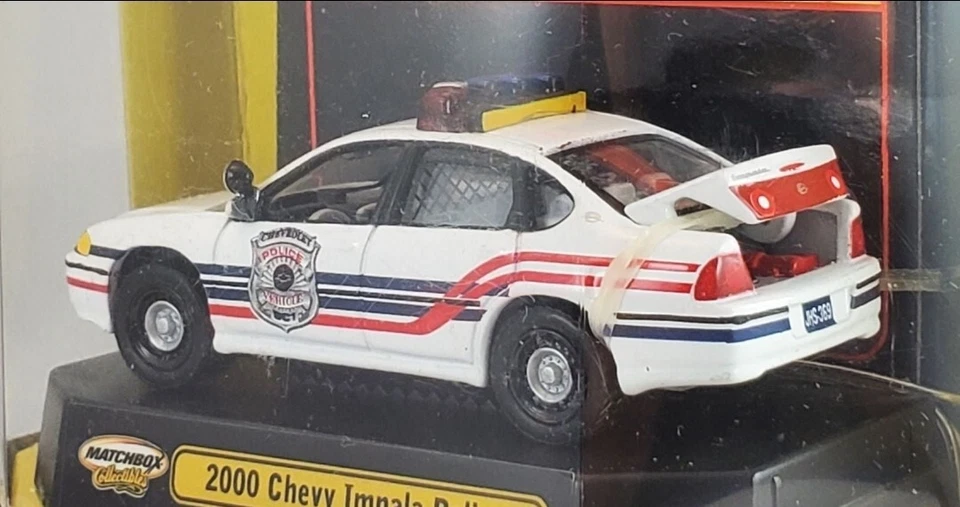1/64 Matchbox Collectibles - 2000 Chevy Impala Police Cruiser NIB - Image 2 of 4