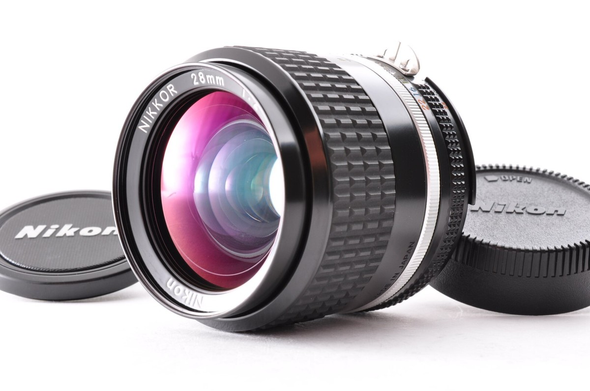 ニコン Nikon Ai-s Nikkor 28mm F2.0 MF Lens Review: Nikkor 28mm f/2 Ai-S | Richard Haw's Classic Nikon