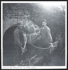 1988  --  PECHE A L ETANG DE BEAUCHE . 31 AMRS 1951 . 3Y579