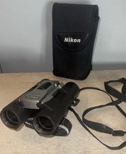 Nikon Aculon A30 10 x 25 Binoculars with Case and straps 