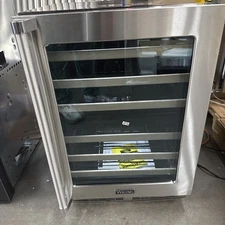 Viking 24" 5.3 Cu. Ft. Undercounter Wine Cellar(VWUI5241GSS)-NEW Reversible