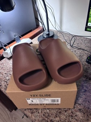 adidas Yeezy Slides Kids Flax FZ5901