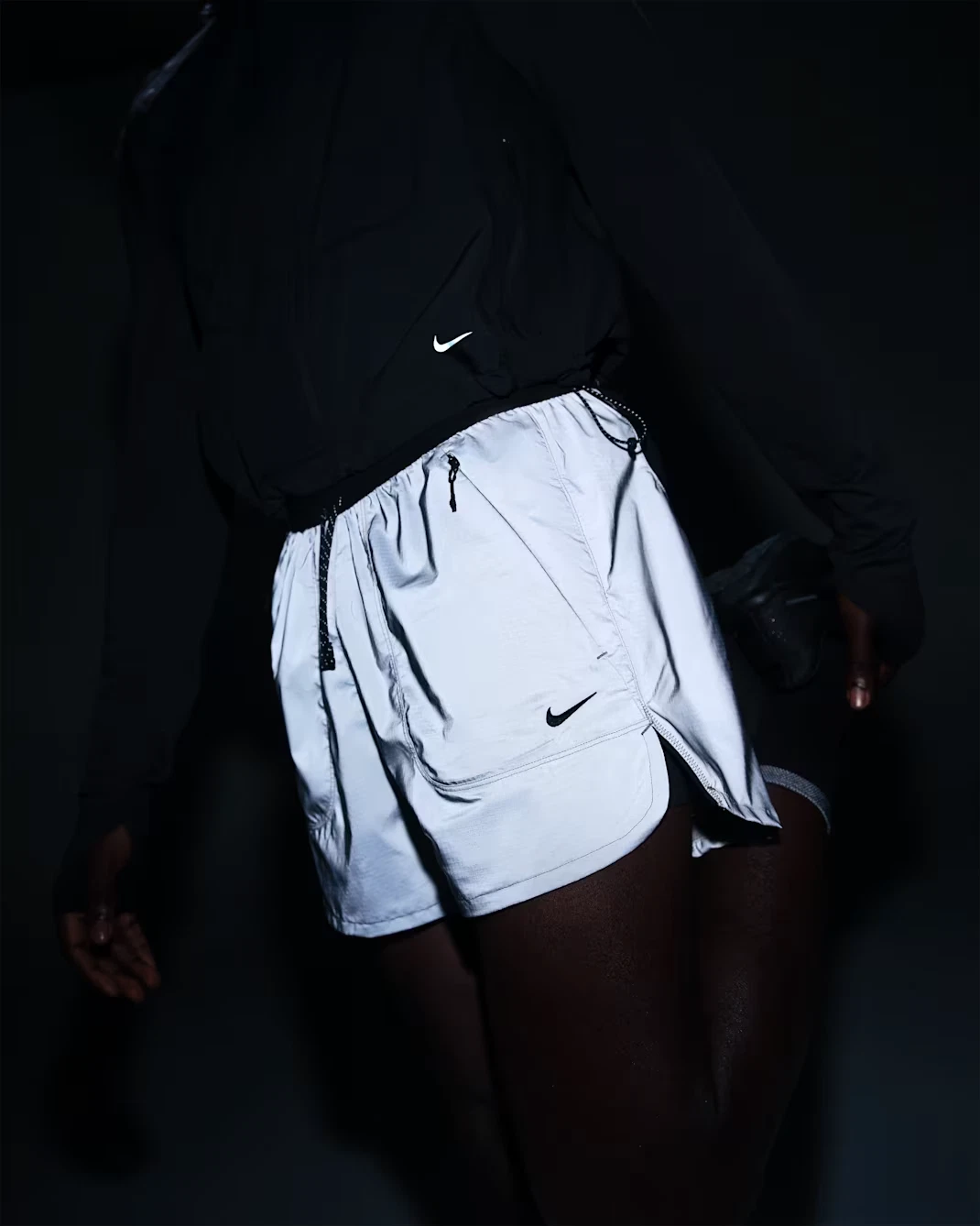 Size S M $100 Men's Nike 2-in-1 "SUPER CHARGED" Reflective 4" Running IM6267 010