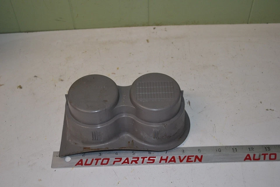 Chevrolet GMC S10 94-97 Blazer Sonoma Banco Central Portavasos Dividido Gris Fabricante de Equipo Original Foto 2 de 2