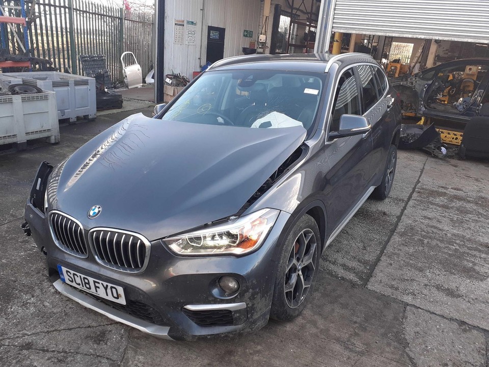 Spazzole Tergicristalli Bmw X1 F48 Dal 2015 Anteriori 650/400 mm Kit