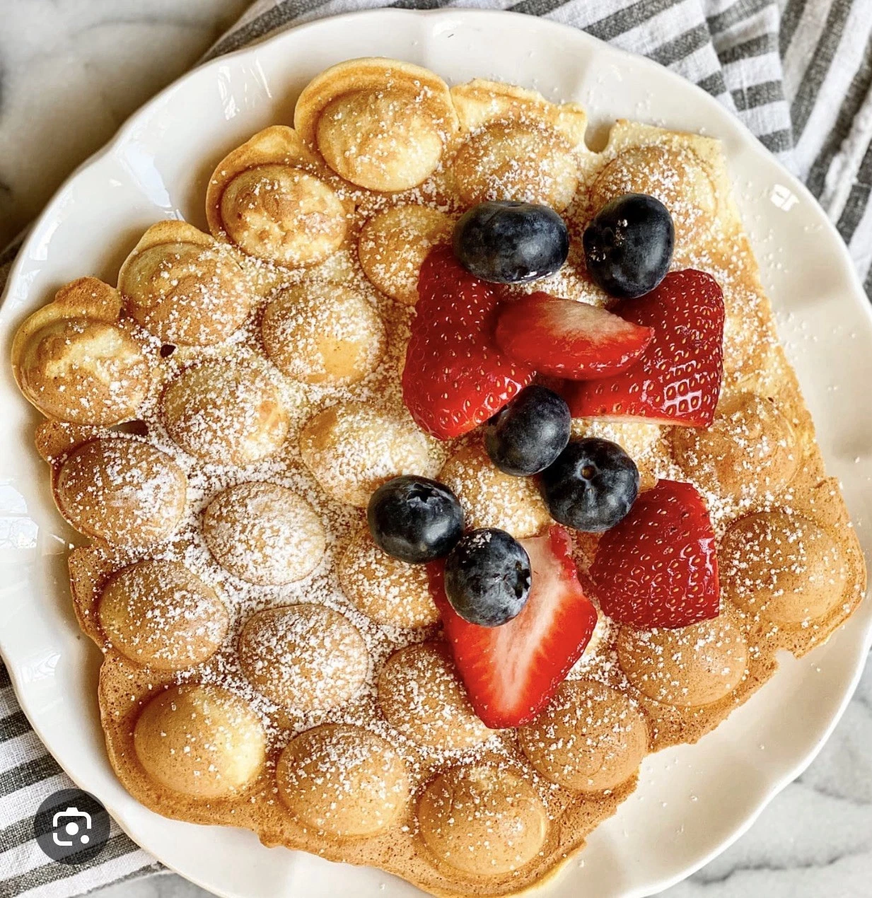 Bella Belgian bubble waffle maker