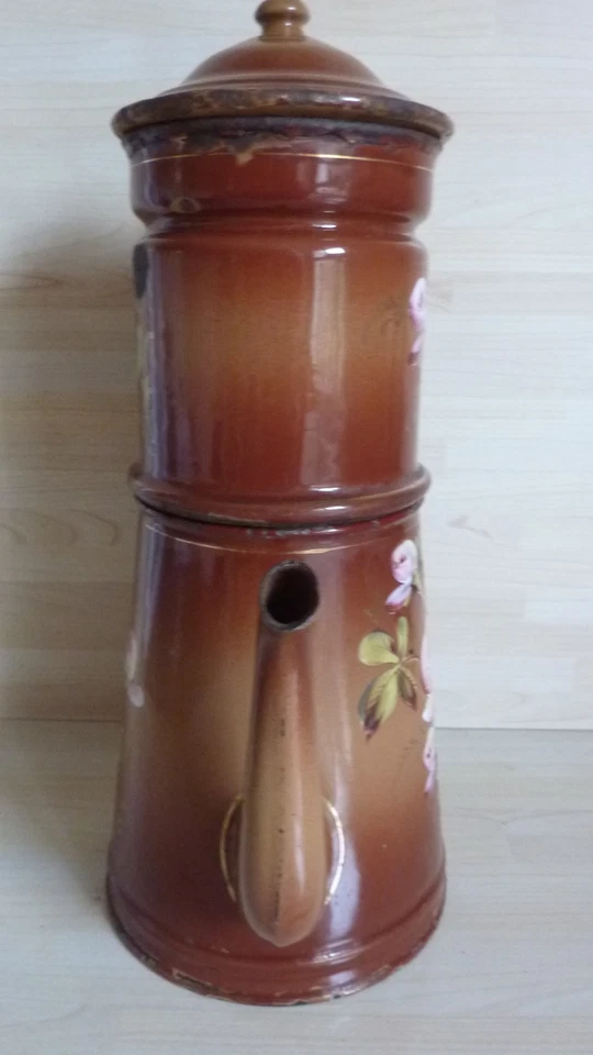 Ancienne cafetière en tôle émaillée, 34 cms, Aubecq - Photo 4/4