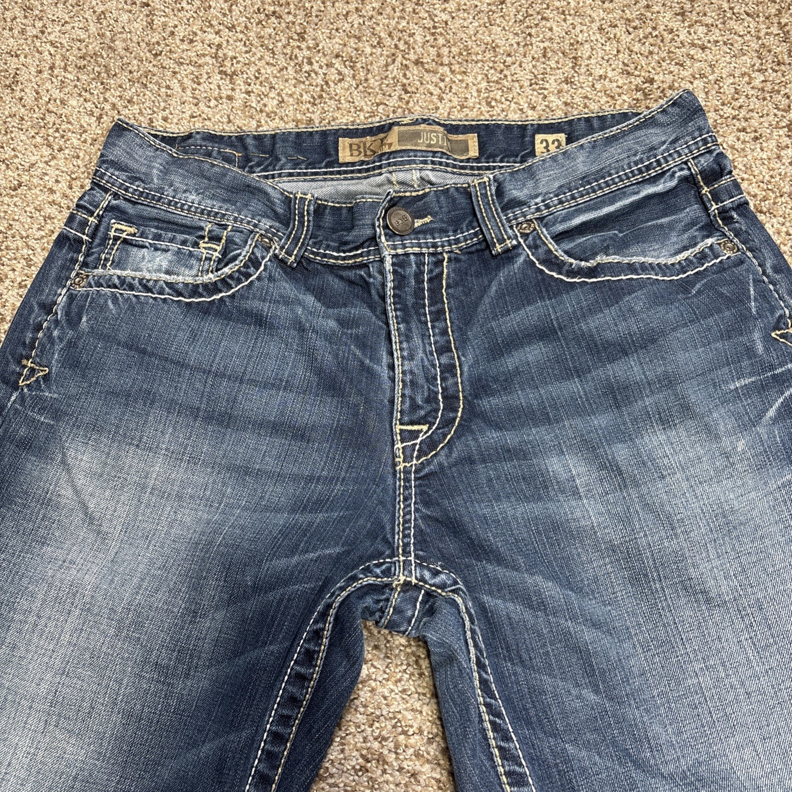 BKE Buckle Jeans Men 33 X 31 Justin Bootcut Classic Relaxed Denim Distressed - View 2