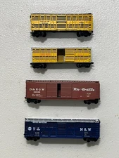 Lot of 4 Various , Atlas, Micro-Trains Line N Scale Freight Cars