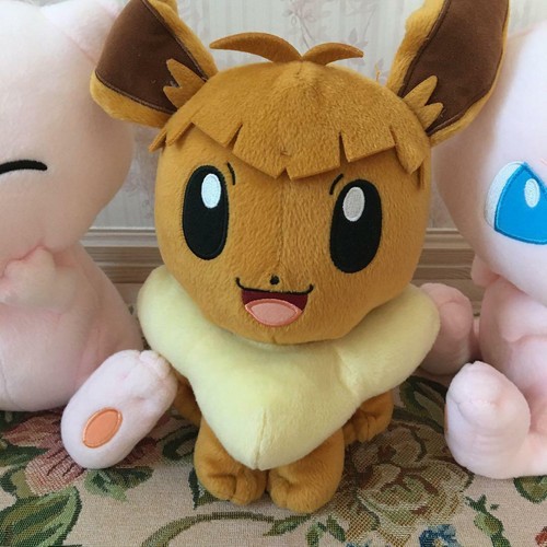 Pokemon Plush Doll Mew 2pc and Nagisa Eevee 3-piece set Pocket Monster - Picture 3 of 7
