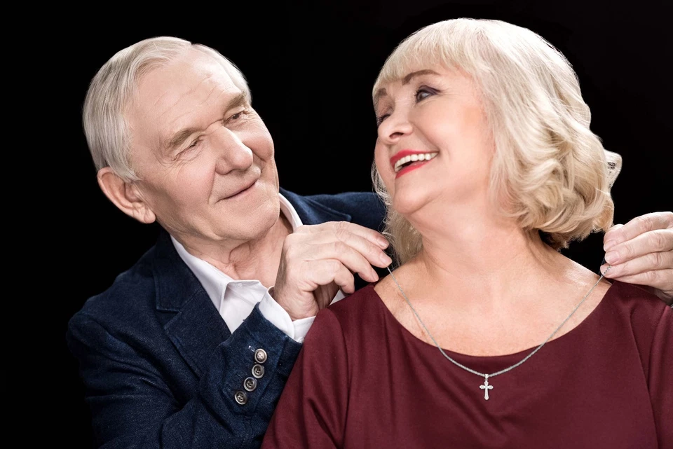 Solid Gold Crucifix Pendant in 10 or 14k, Cross Necklace Religious Jewelry - Image 2 of 4