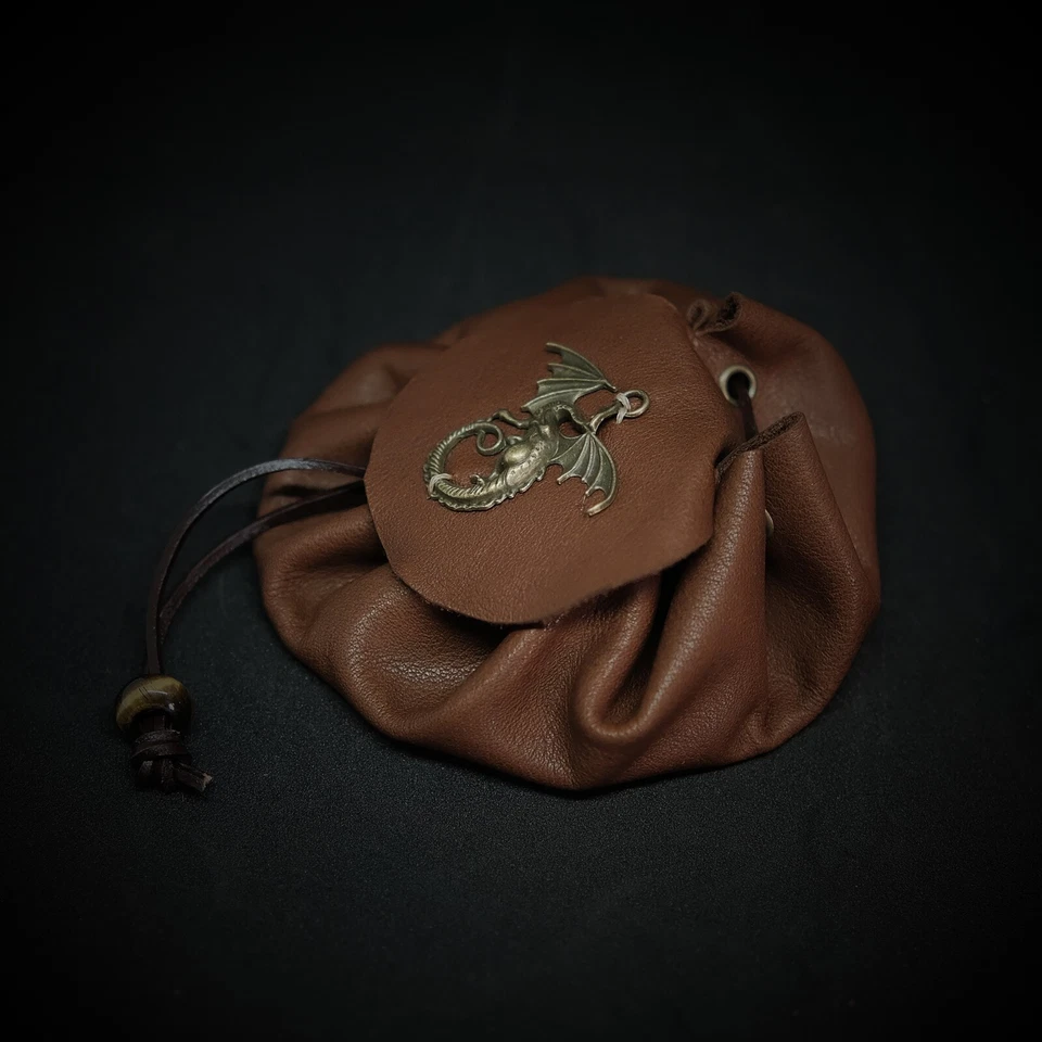 Bolso de dados dragón de cuero hecho a mano para 5-6 juegos de dados accesorio DND RPG Foto 2 de 4