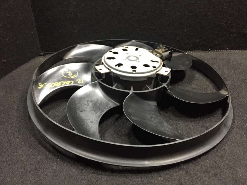 11 12 13 BUICK LACROSSE Radiador Ventilador Motor OEM D29 Foto 4 de 4