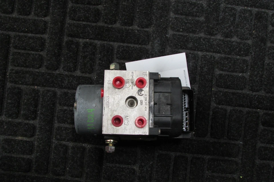 Ferrari 355, Bomba Freno Antibloqueo, Unidad de Control ABS, Sistema Bosch, P/N 170638 Foto 2 de 4