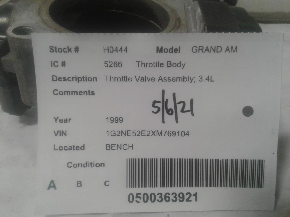 Used Fuel Injection Throttle Body fits: 1999 Pontiac Grand am Throttle Valve Ass Foto 3 de 4