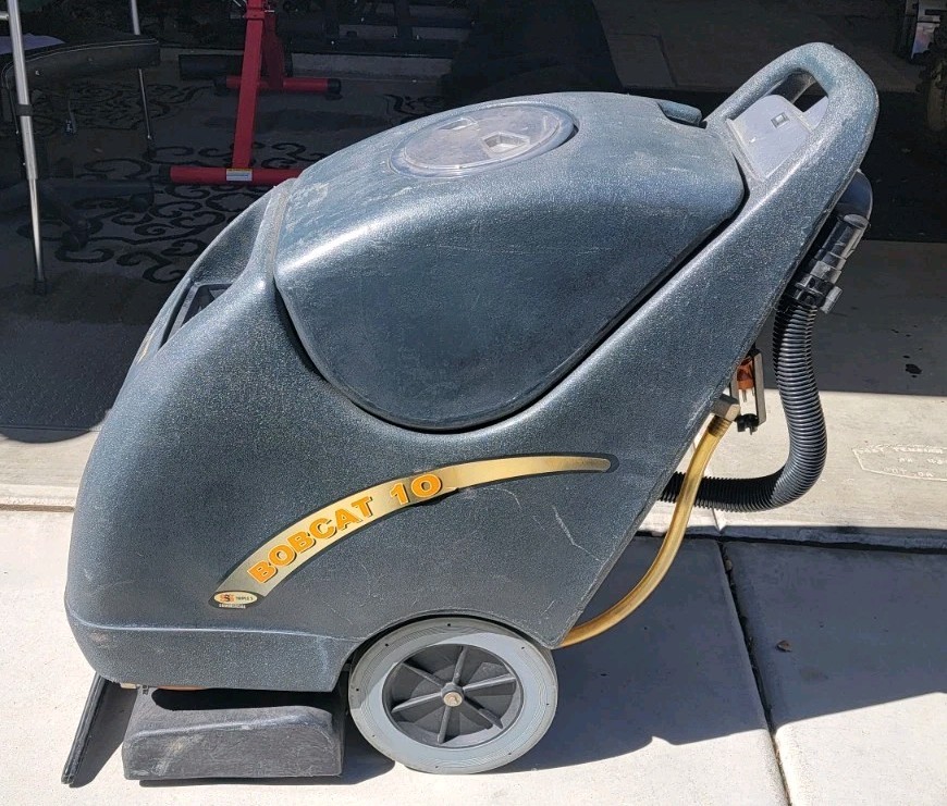Triple S Bobcat 10 Commercial Floor Scrubber / Extractor – Fully Serviced