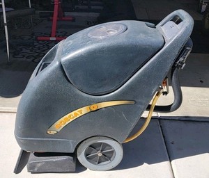 Triple S Bobcat 10 Commercial Floor Scrubber / Extractor – Fully Serviced