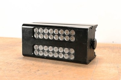 Chroma-Q CHCS2 Color Split LED Fixture CG01VU1
