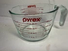 Vintage PYREX 532 Measuring Cup 4 Cup Red Lettering Glass USA 532