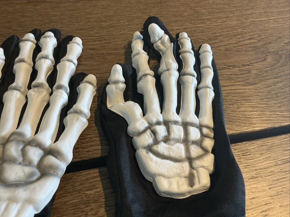 Guantes Esqueleto Con Huesos de Mano Halloween Miedo Foto 3 de 4
