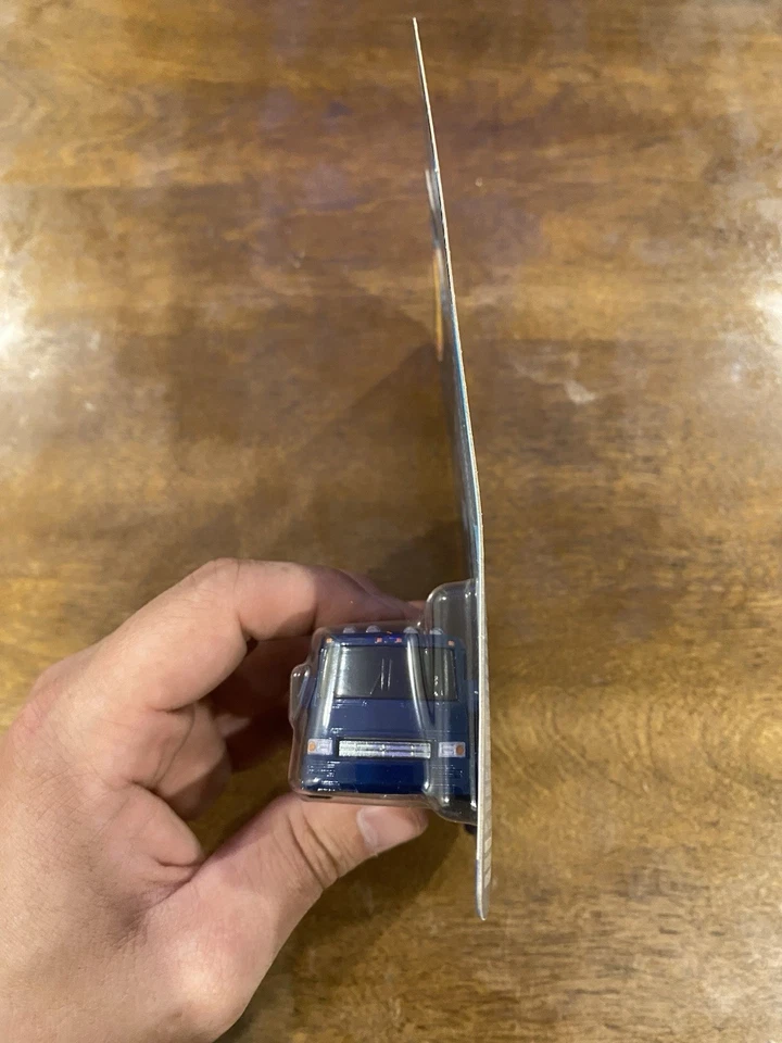 风火轮高级美泰金属/压铸直流漫画蝙蝠侠 HW 旅游巴士 — 第 2/4 张图片