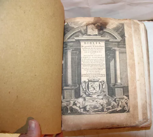 1683 - 1684 Antique Holy Bible in Dutch -  Complete - Crudely restored