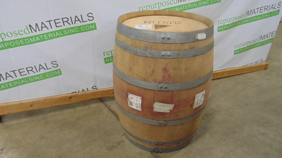Wooden Wine Barrel - IA - Planters, Furniture,  Tables, Wedding Decorations  - Image 4 of 4
