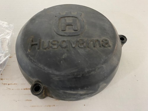 1982-87 Husqvarna CR/WR/XC 250/400/430/500 Ignition Cover with Bolts - Used - Picture 5 of 5