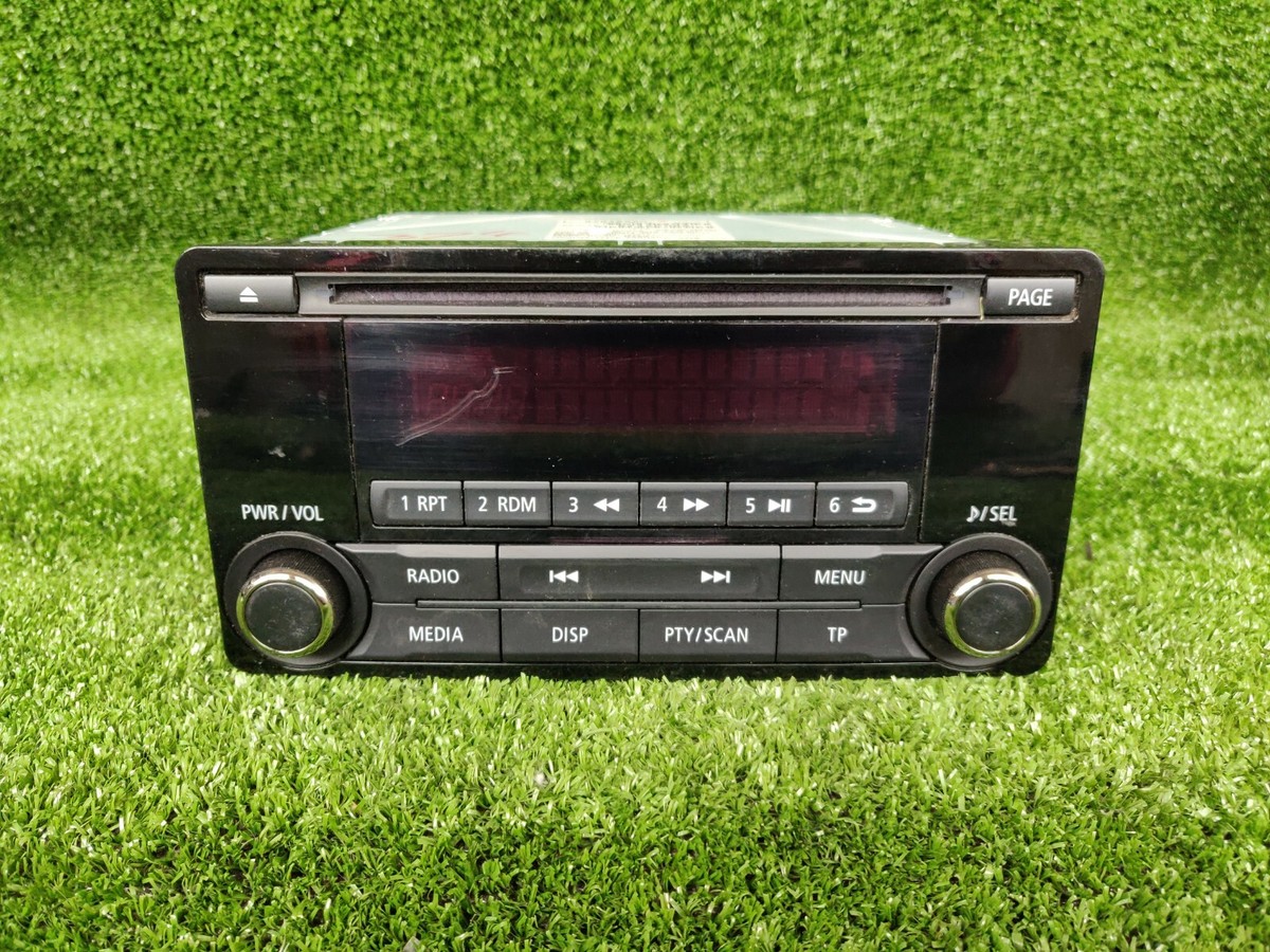 メディテイション GENUINE FOR 2006-2011 Isuzu D-Max Gray Cluster Panel Stereo