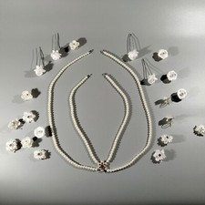 Braut Haarschmuck Konvolut Blüten- Nadeln + Curlies,  Perlen- Haarkette